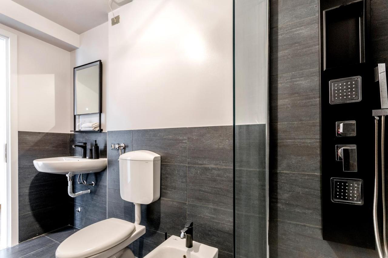 Apartament Modern Simplicity In Milan Centre Zewnętrze zdjęcie
